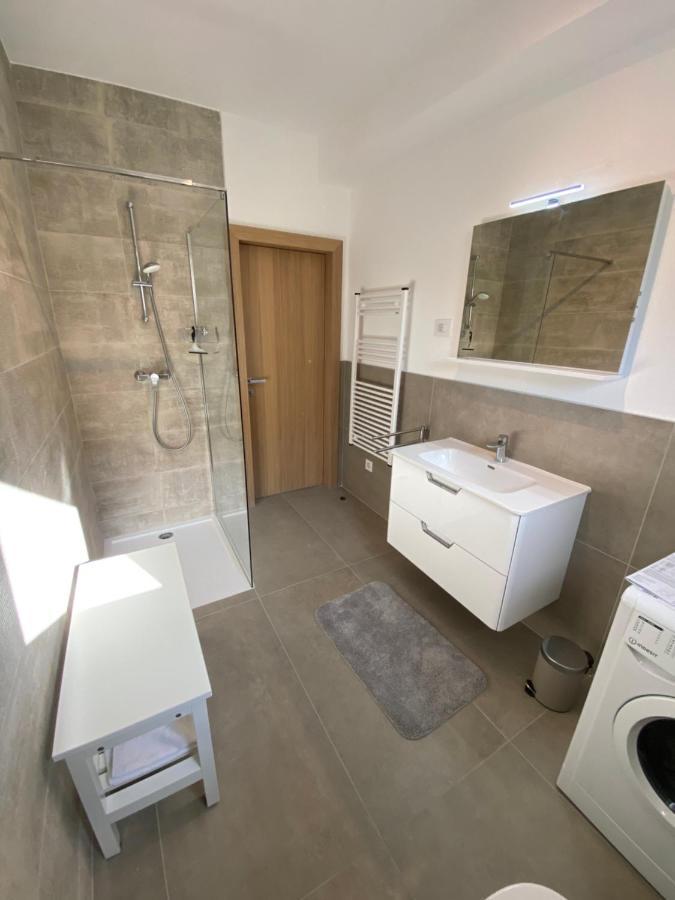 Apartment Lucie Plomin Ngoại thất bức ảnh