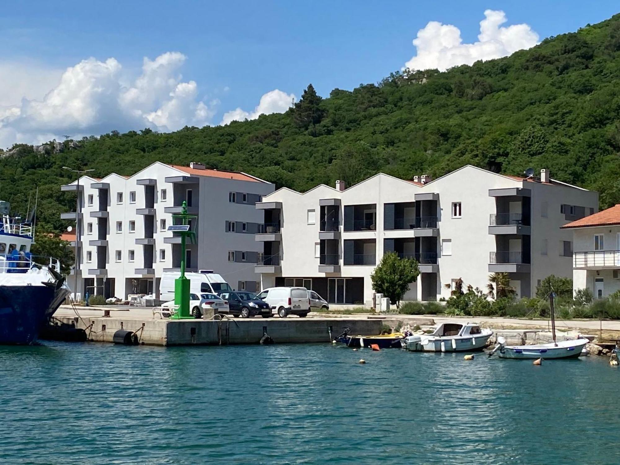 Apartment Lucie Plomin Ngoại thất bức ảnh
